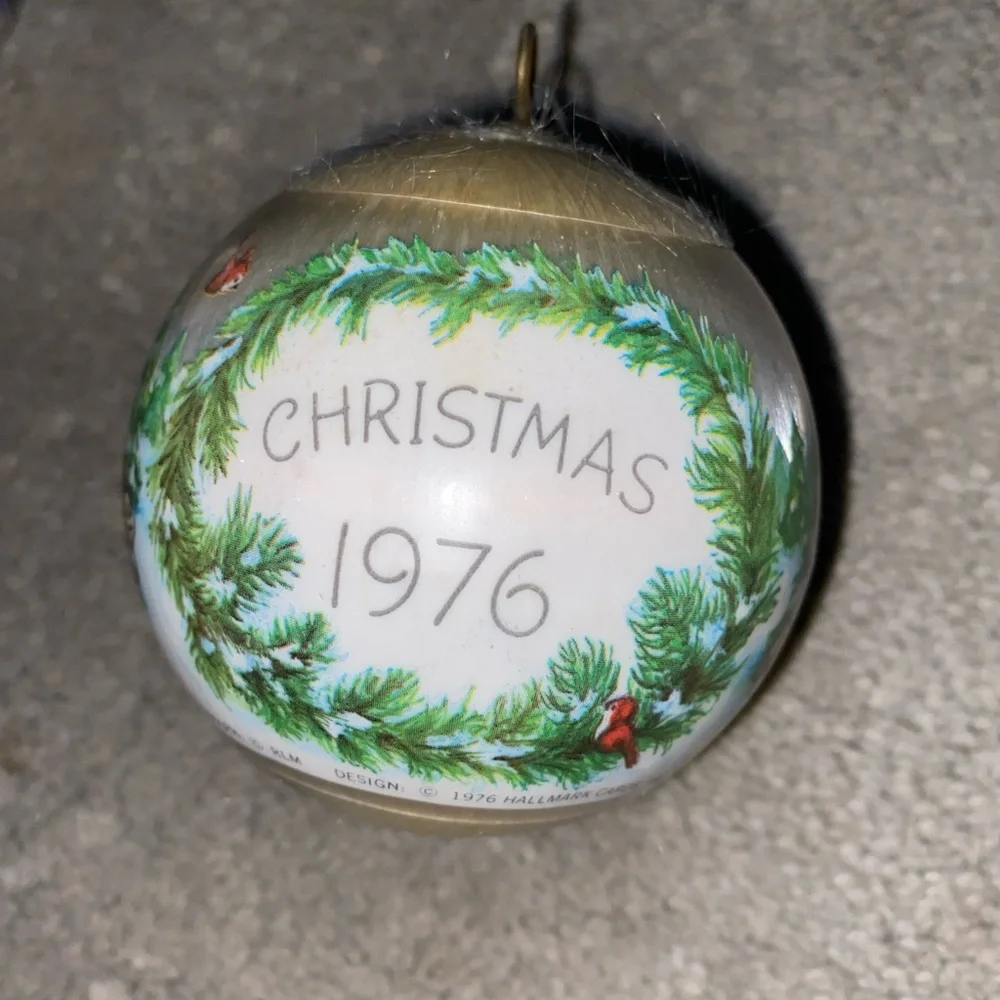 VINTAGE‎ 1976 HALLMARK Cards RUDOLPH THE RED NOSED REINDEER SATIN BALL ORNAMENT